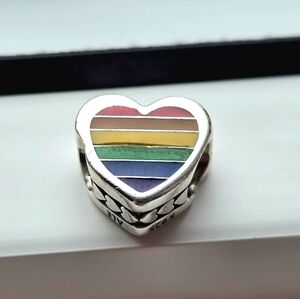 Pandora Hawaii rainbow heart